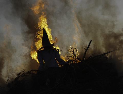 Billede hekseafbrænding HEX 